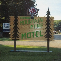 Mountain Pine Motel in Western Montana