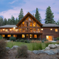 Pineview Lodge in Western Montana